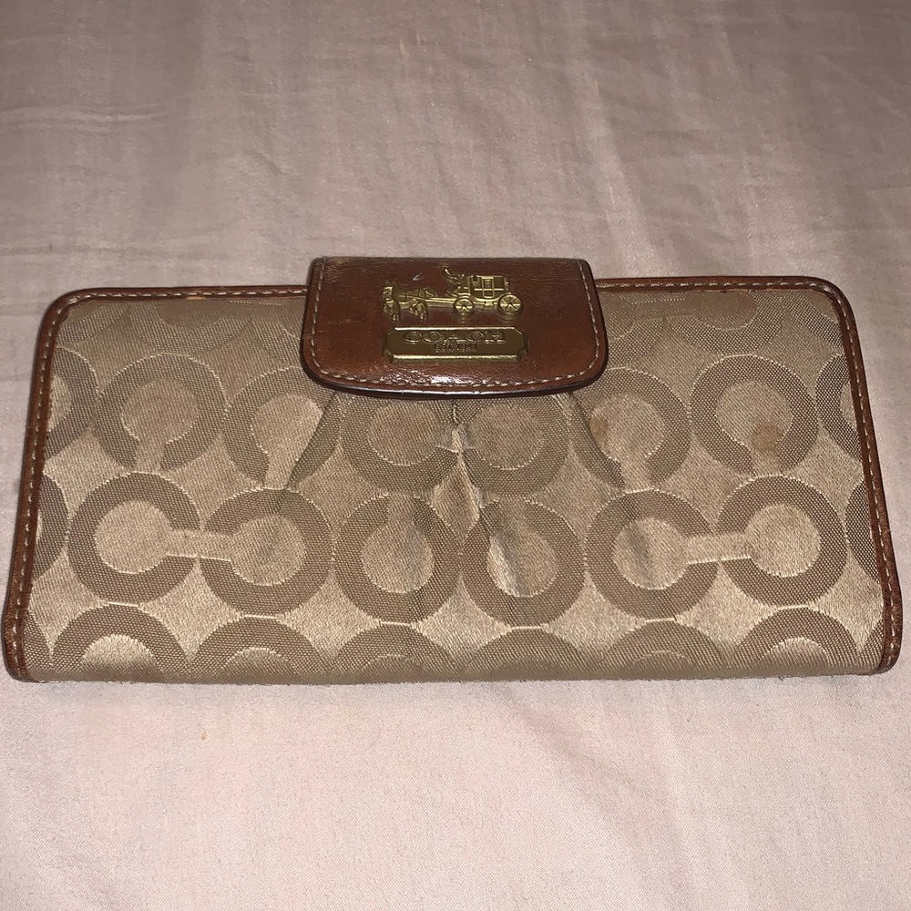 Coach wallet
